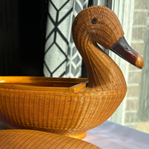Vintage Wicker Duck Storage Basket - Picture 4 of 10